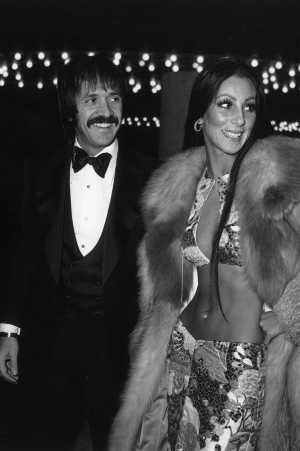 12 bộ váy gợi cảm nhất lịch sử Quả Cầu Vàng