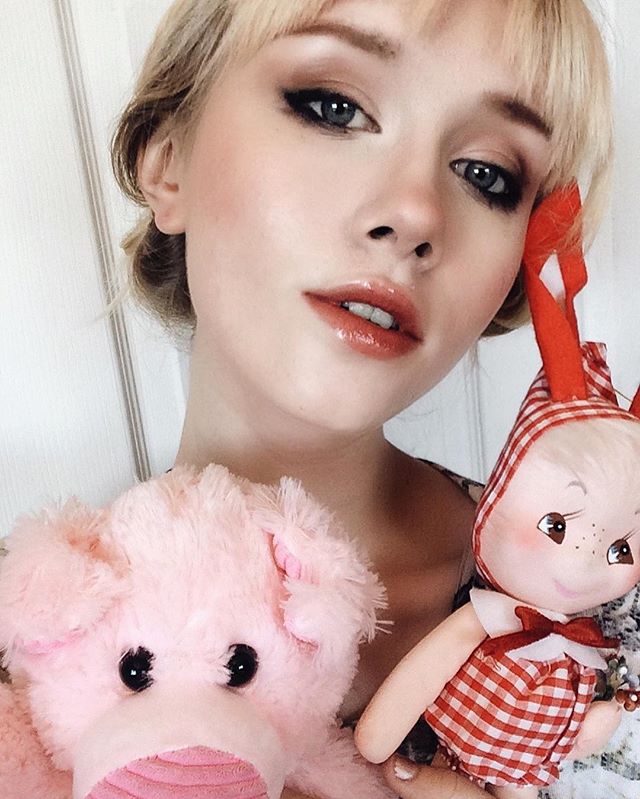 Mệt mỏi vì sống ảo, hot girl 17 tuổi lộ mặt thật khiến dân tình sốc nặng