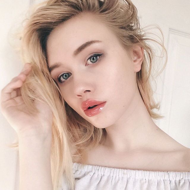 Mệt mỏi vì sống ảo, hot girl 17 tuổi lộ mặt thật khiến dân tình sốc nặng