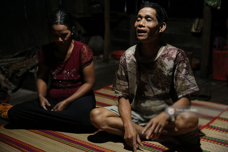 Độc quyền từ nhà bố mẹ Hoa hậu Hoàn vũ HHen Niê: Thấy con gái khóc, tôi cũng khóc dù không biết con đoạt giải gì