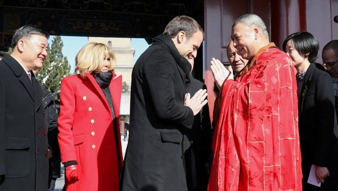 Tổng thống Pháp thăm đội quân đất nung của Tần Thủy Hoàng