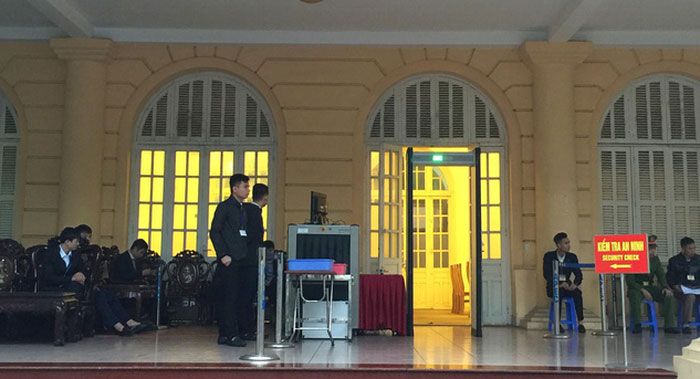 Đề nghị cách ly người làm chứng phiên tòa ông Đinh La Thăng