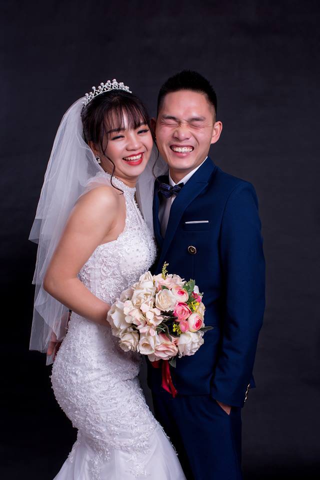 Sốt mạng với bức ảnh cưới xấu hết hồn do bạn thân chụp hộ