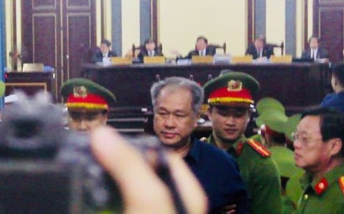 Phạm Công Danh bị suy thận cấp độ 2, liên tục được chăm sóc sức khoẻ