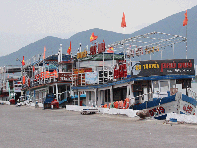 Đà Nẵng quyết định khai tử tàu du lịch dưới 50 chỗ trên sông Hàn