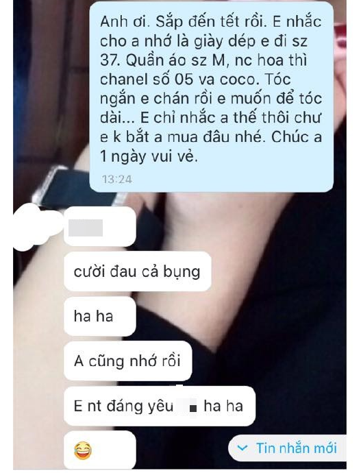 Chưa đến Tết, các chị đã thi nhau nhắn tin đòi quà em mặc áo size M, tóc em xác xơ, và đây là phản ứng của các anh chồng