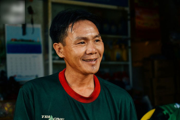 Chuyện về người đàn ông chuyên hồi sinh những chiếc xe đạp cũ, nâng bước học trò nghèo đến trường