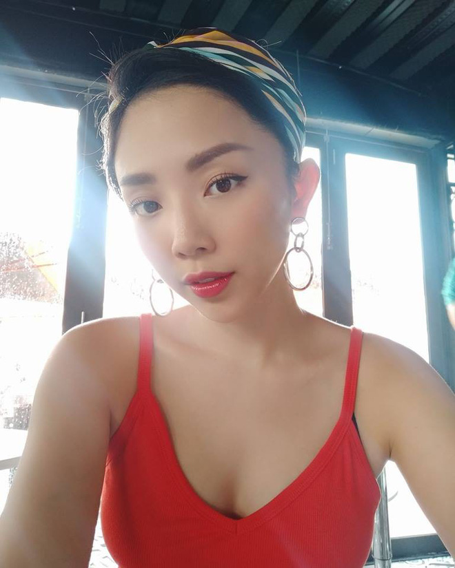 Nếu tóc tém chuẩn bị trở thành hot trend của 2018, thì đây chính là 5 người đẹp đang tiên phong xu hướng Nếu tóc tém chuẩn bị trở thành hot trend của 2018, thì đây chính là 5 người đẹp đang tiên phong xu hướng