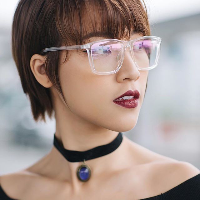 Nếu tóc tém chuẩn bị trở thành hot trend của 2018, thì đây chính là 5 người đẹp đang tiên phong xu hướng Nếu tóc tém chuẩn bị trở thành hot trend của 2018, thì đây chính là 5 người đẹp đang tiên phong xu hướng