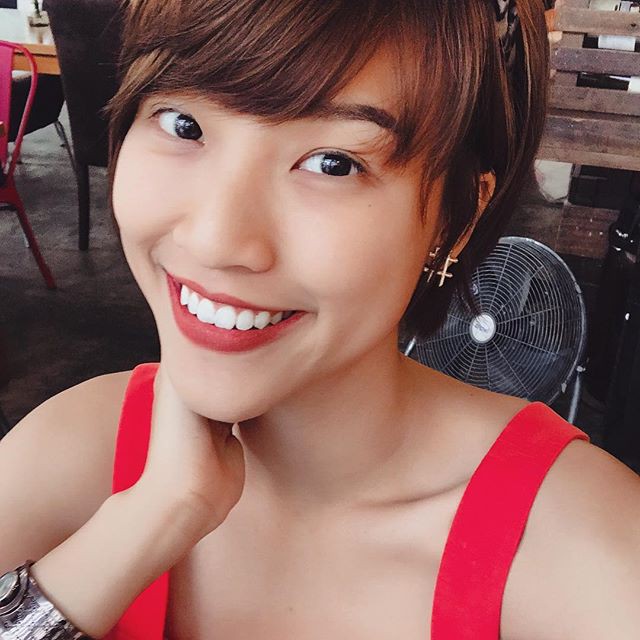 Nếu tóc tém chuẩn bị trở thành hot trend của 2018, thì đây chính là 5 người đẹp đang tiên phong xu hướng Nếu tóc tém chuẩn bị trở thành hot trend của 2018, thì đây chính là 5 người đẹp đang tiên phong xu hướng