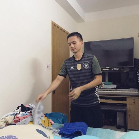 Văn Anh được mệnh danh là ông bố soái ca với cách chăm sóc vợ bầu như thế này!