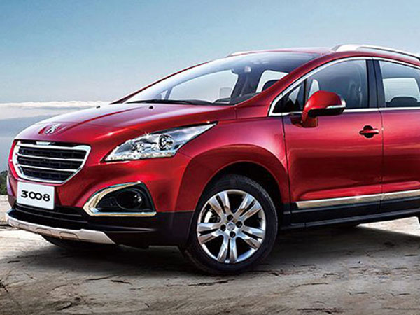 Ô tô sang giảm 150 triệu, xe châu Âu xả hàng tồn