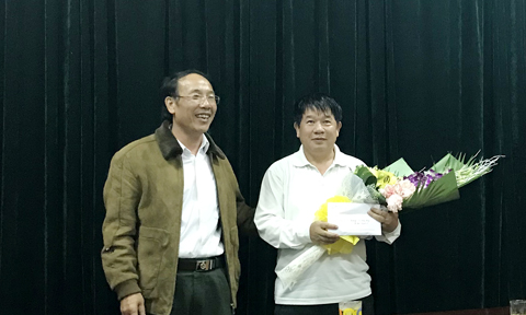 Bắt vụ mua bán 21 bánh heroin, 2 cảnh sát bị thương