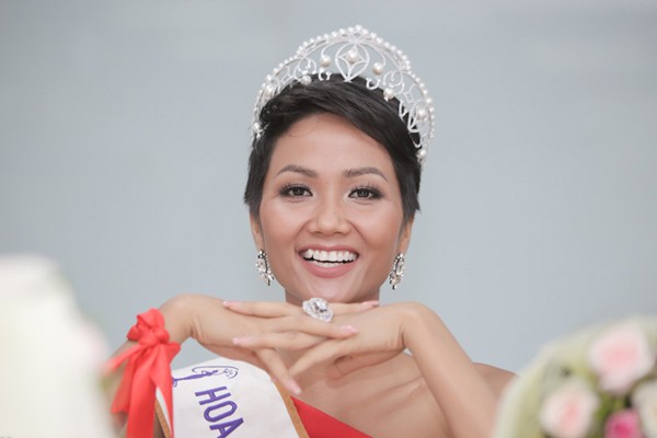 Quá khứ từng bị quấy rối của Hoa hậu Hhen Niê