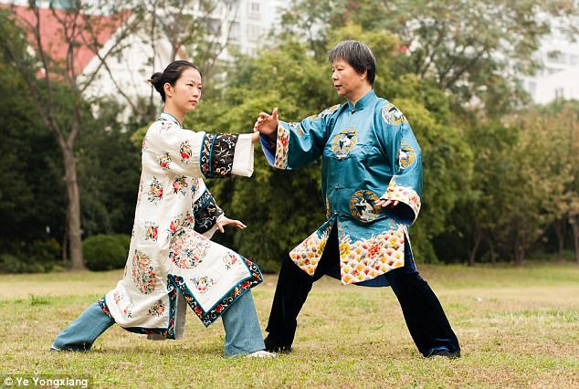 Cô gái được mệnh danh nữ võ sư Kung Fu nóng bỏng nhất Trung Quốc