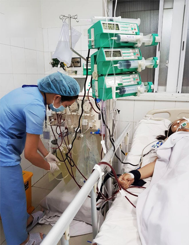 3 lần ngưng tim và hôn mê khi vừa sinh, sản phụ trở về sau nhiều ngày giành giật sự sống với tử thần