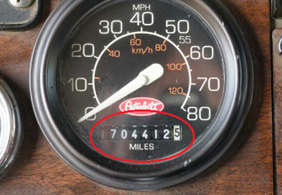 Ma trận đồng hồ trên xe tải hạng nặng gồm những gì