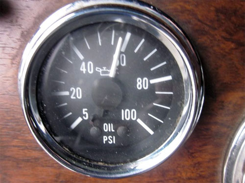 Ma trận đồng hồ trên xe tải hạng nặng gồm những gì