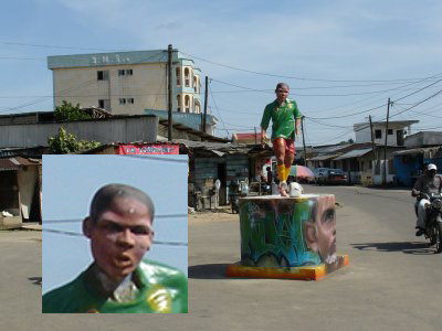 9 bức tượng xấu xí của sao bóng đá thế giới