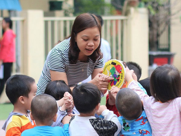 Nhiều chế độ chính sách mới với giáo viên mầm non