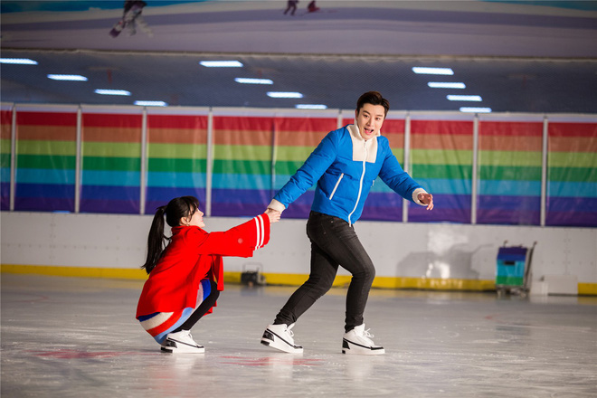 Vì những khoảnh khắc tình tứ này, Lý Tiểu Lộ khiến fan phẫn nộ khi ngoại tình với PGone