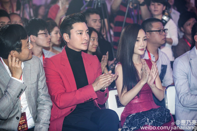 Vì những khoảnh khắc tình tứ này, Lý Tiểu Lộ khiến fan phẫn nộ khi ngoại tình với PGone