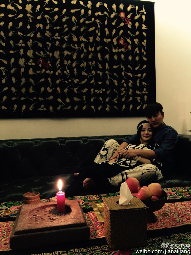 Vì những khoảnh khắc tình tứ này, Lý Tiểu Lộ khiến fan phẫn nộ khi ngoại tình với PGone