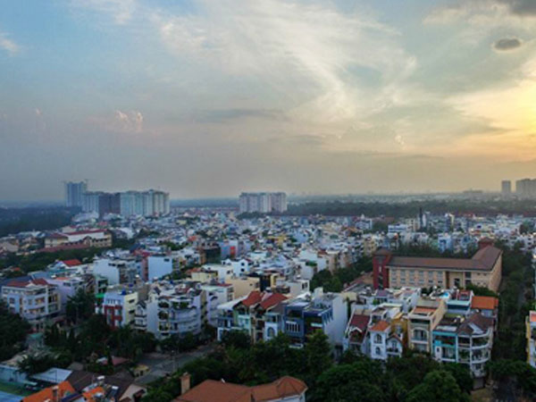 Nghịch lý lãi trước lỗ sau giữa ma trận sốt đất Sài Gòn