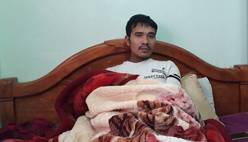 Nỗi đau ở làng biển khi nhiều tàu cá bị sóng dữ nhấn chìm