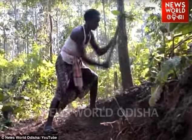 Ấn Độ: Một mình đào 8km đường xuyên 5 quả núi cho con đến trường