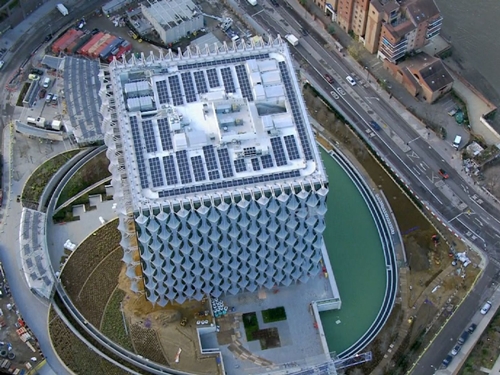 Trump tuyên bố hủy thăm Anh vì bất bình với Obama bán rẻ sứ quán