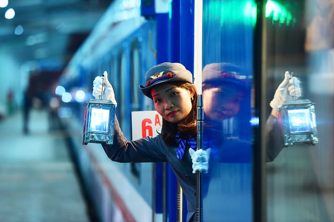 Đoàn tàu chất lượng cao hành trình Bắc Nam