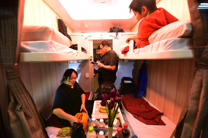 Đoàn tàu chất lượng cao hành trình Bắc Nam