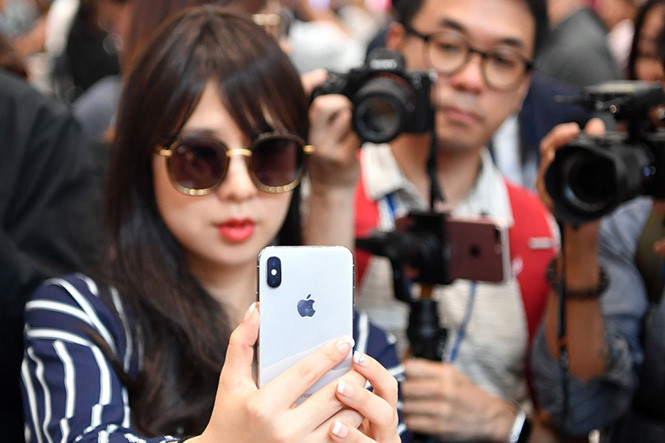 Android khó lòng sao chép được công nghệ Face ID của Apple