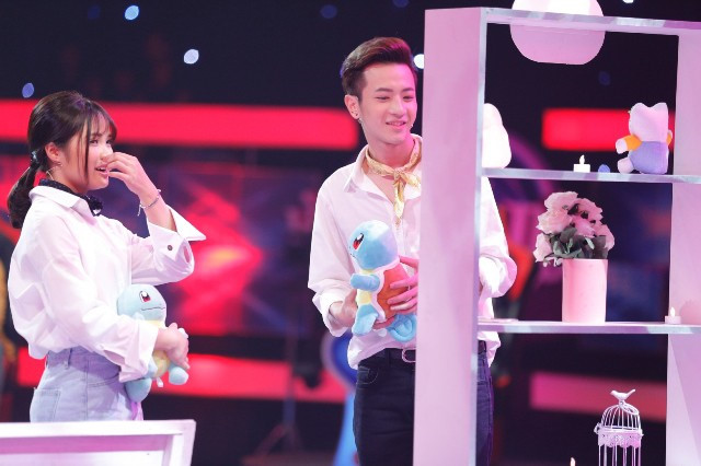 Hot boy học đường Phí Ngọc Hưng có bạn gái vẫn tham gia Vì yêu mà đến?