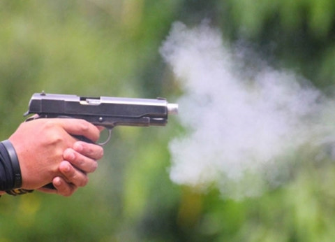 Làm rõ danh tính kẻ dùng súng bắn người phụ nữ 63 tuổi