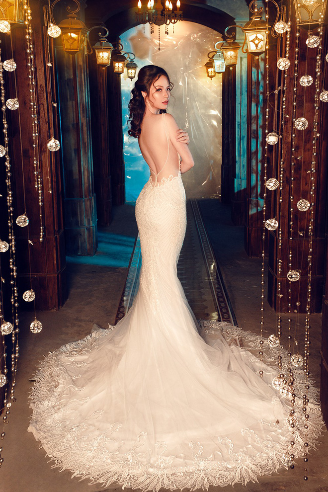 Đã có hai con nhưng Đan Lê vẫn lộng lẫy như công chúa