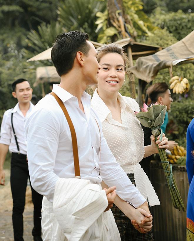 9 tháng sau scandal Minh Hằng - Hồ Ngọc Hà: Người lên hương sự nghiệp, kẻ viên mãn tình duyên