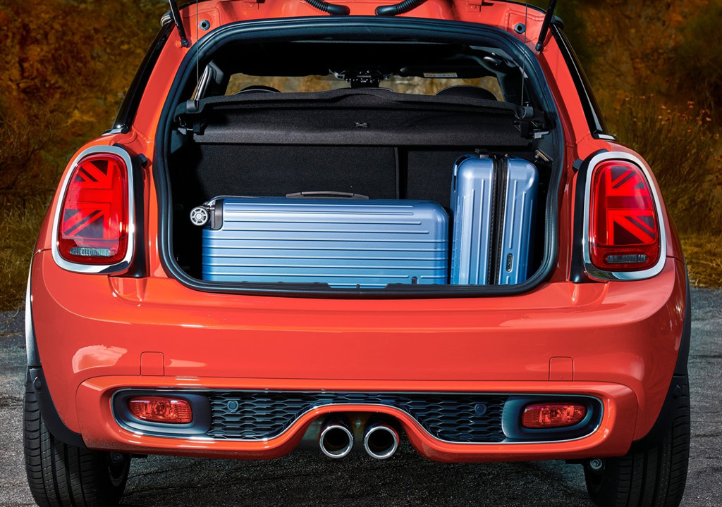 Mini Cooper 2019 ra mắt, giá bán chưa công bố