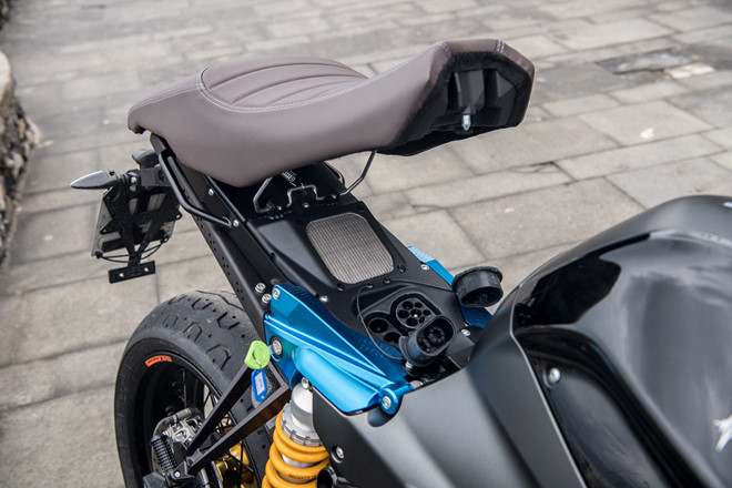 Môtô điện Eva EsseEsse9 - cổ điển nhưng hiện đại