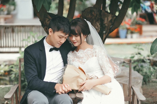 Đám cưới của 3 cặp trai tài gái sắc khiến dân tình rần rần chẳng thua hot boy, hot girl Đám cưới của 3 cặp trai tài gái sắc khiến dân tình rần rần chẳng thua hot boy, hot girl
