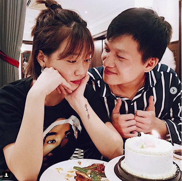 Đám cưới của 3 cặp trai tài gái sắc khiến dân tình rần rần chẳng thua hot boy, hot girl Đám cưới của 3 cặp trai tài gái sắc khiến dân tình rần rần chẳng thua hot boy, hot girl