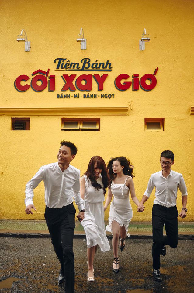 Đám cưới của 3 cặp trai tài gái sắc khiến dân tình rần rần chẳng thua hot boy, hot girl Đám cưới của 3 cặp trai tài gái sắc khiến dân tình rần rần chẳng thua hot boy, hot girl