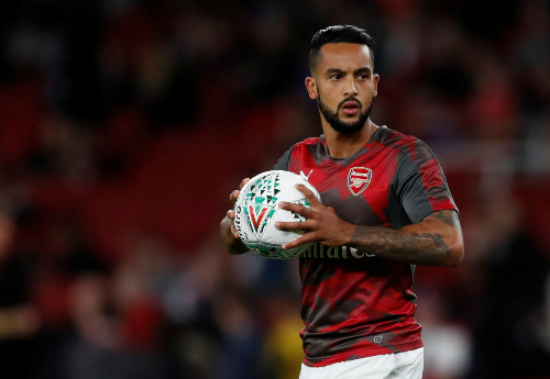 Everton, Southampton muốn giải cứu Walcott khỏi Arsenal