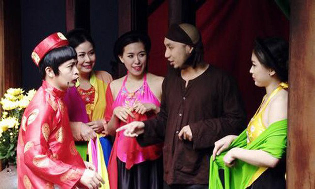 Hot girl đóng cảnh nóng hài Tết: Gia đình không ủng hộ, cát-xê bèo bọt