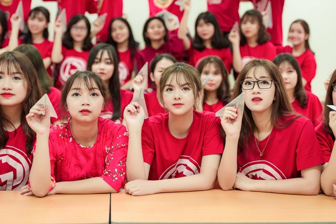 Lại xuất hiện thêm một cô bạn Việt sở hữu vẻ đẹp lai khó rời mắt! Lại xuất hiện thêm một cô bạn Việt sở hữu vẻ đẹp lai khó rời mắt!