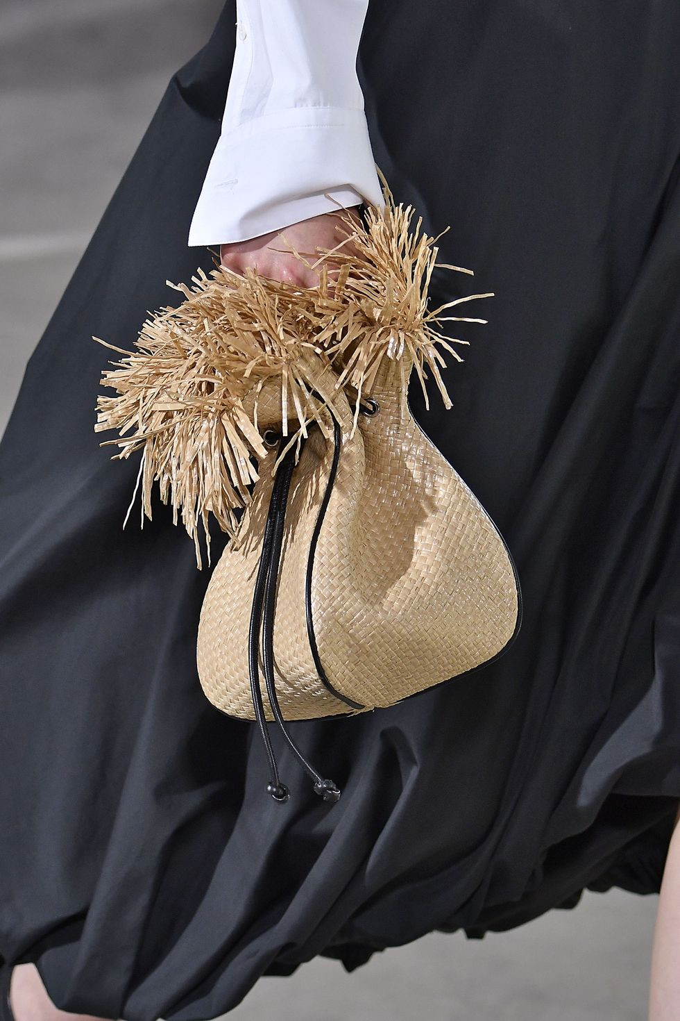 Kiểu dáng túi xách nào sẽ lên ngôi năm 2018?