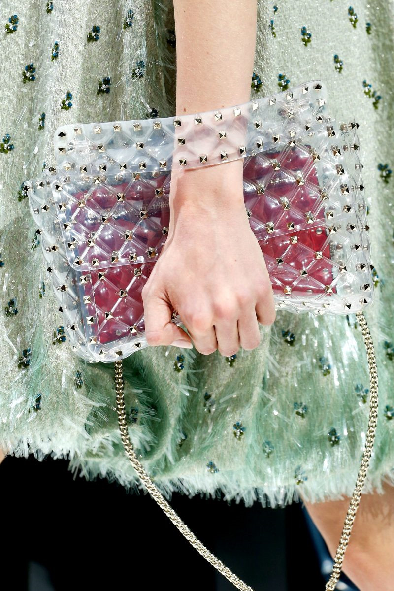 Kiểu dáng túi xách nào sẽ lên ngôi năm 2018?