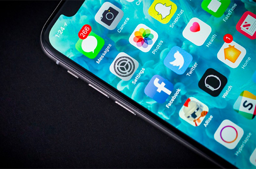 LG và Samsung phải cạnh tranh để sản xuất màn hình iPhone LG và Samsung phải cạnh tranh để sản xuất màn hình iPhone