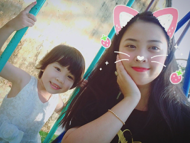 Tổng tập những hoàn cảnh éo le vì bố mẹ đẻ thưa, chị dắt em ra đường mà như mẹ dắt con